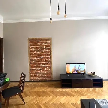 Центр На Вулиці Проспект Шевченка 12 Навпроти Макдональса З Балконом Apartment Lviv Exterior photo