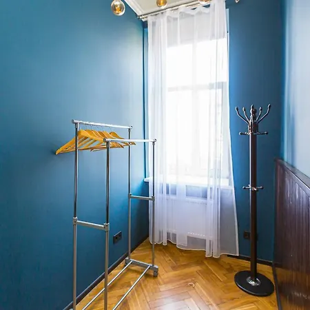 Центр На Вулиці Проспект Шевченка 12 Навпроти Макдональса З Балконом Apartment Lviv Exterior photo